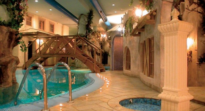 Hotel La Perla (Canazei), Val di Fassa ski chalet, image 7