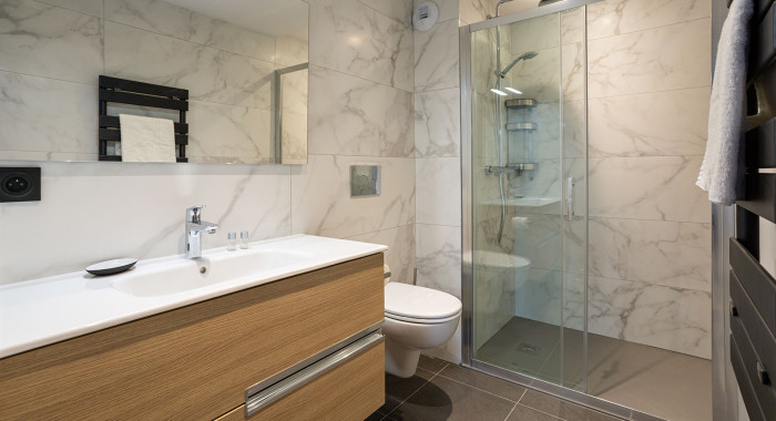 Chalet Annecy, Alpe d'Huez ski chalet, image 7