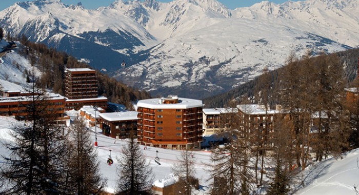 Hotel Araucaria, La Plagne: Centre ski chalet, image 7