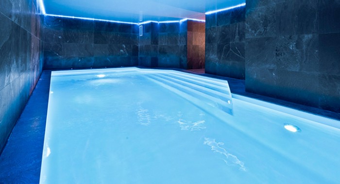 Hotel Araucaria, La Plagne: Centre ski chalet, image 6