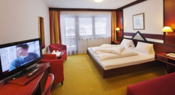 Hotel Tyrol, Soll ski chalet, image 3