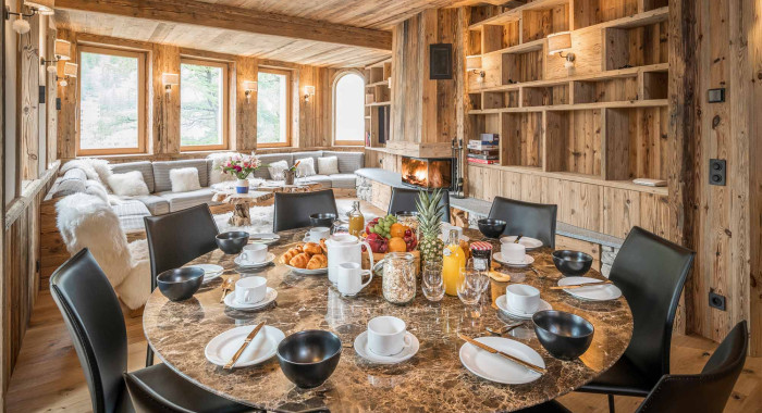 Chalet Inuit, Val D'Isere ski chalet, image 2
