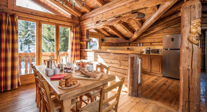 Chalet Elliot West, La Tania ski chalet, image 4
