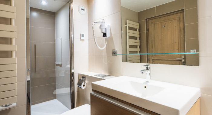 Chalet Eleanor, Meribel ski chalet, image 6