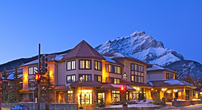Elk & Avenue Hotel