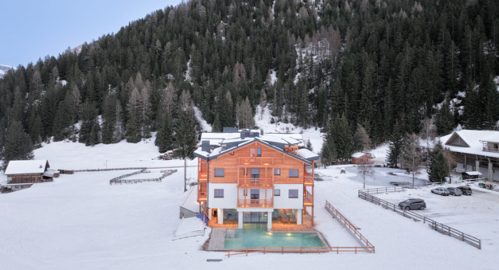 Hotel Pozzamanigoni, Selva & S.Cristina ski chalet, image 6