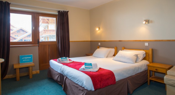 Hotel Les Grangettes, Meribel ski chalet, image 3
