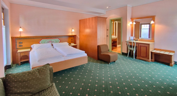 Hotel Ideal, Madonna Di Campiglio ski chalet, image 4
