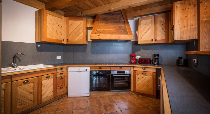 Chalet La Chapelle, Alpe d'Huez ski chalet, image 3