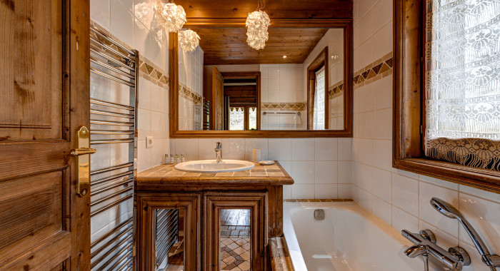 Chalet Marilaine, Meribel ski chalet, image 6