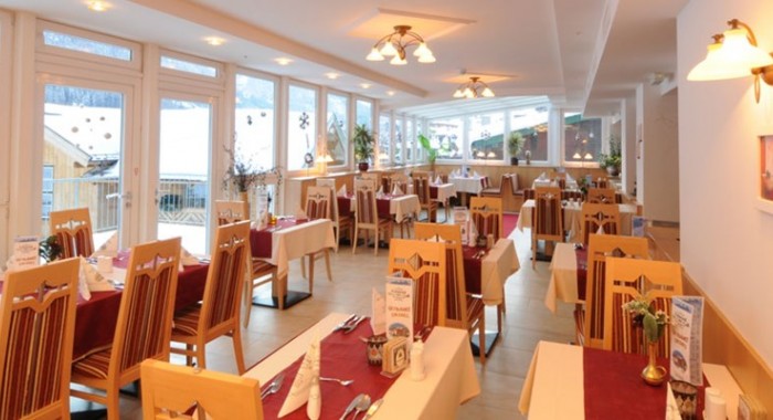 Hotel Nassereinerhof, St Anton ski chalet, image 2