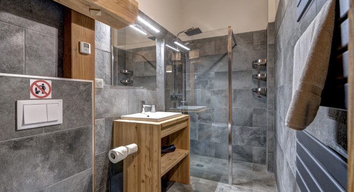 Chalet Nightingale, Alpe d'Huez ski chalet, image 7