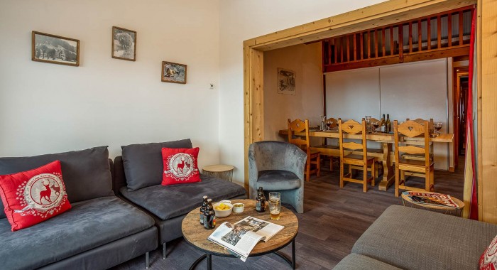Chalet Pierre, Meribel Mottaret ski chalet, image 2