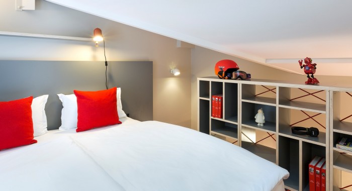 Rocky Pop Hotel, Chamonix ski chalet, image 8
