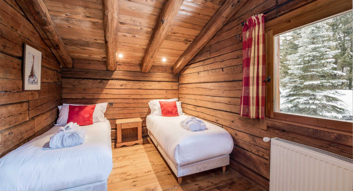 Chalet Elliot East, La Tania ski chalet, image 5