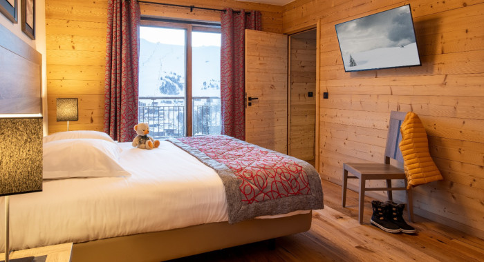 Le White Pearl Lodge and Spa, La Plagne Soleil ski chalet, image 5