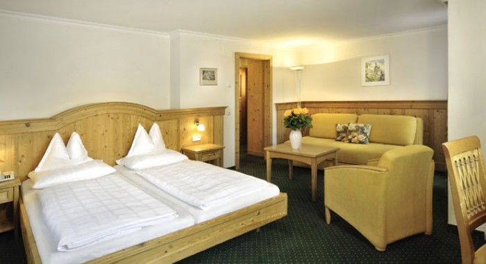 Hotel Zum Hirschen, Zell am See ski chalet, image 5