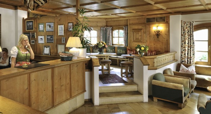 Hotel Zum Hirschen, Zell am See ski chalet, image 4